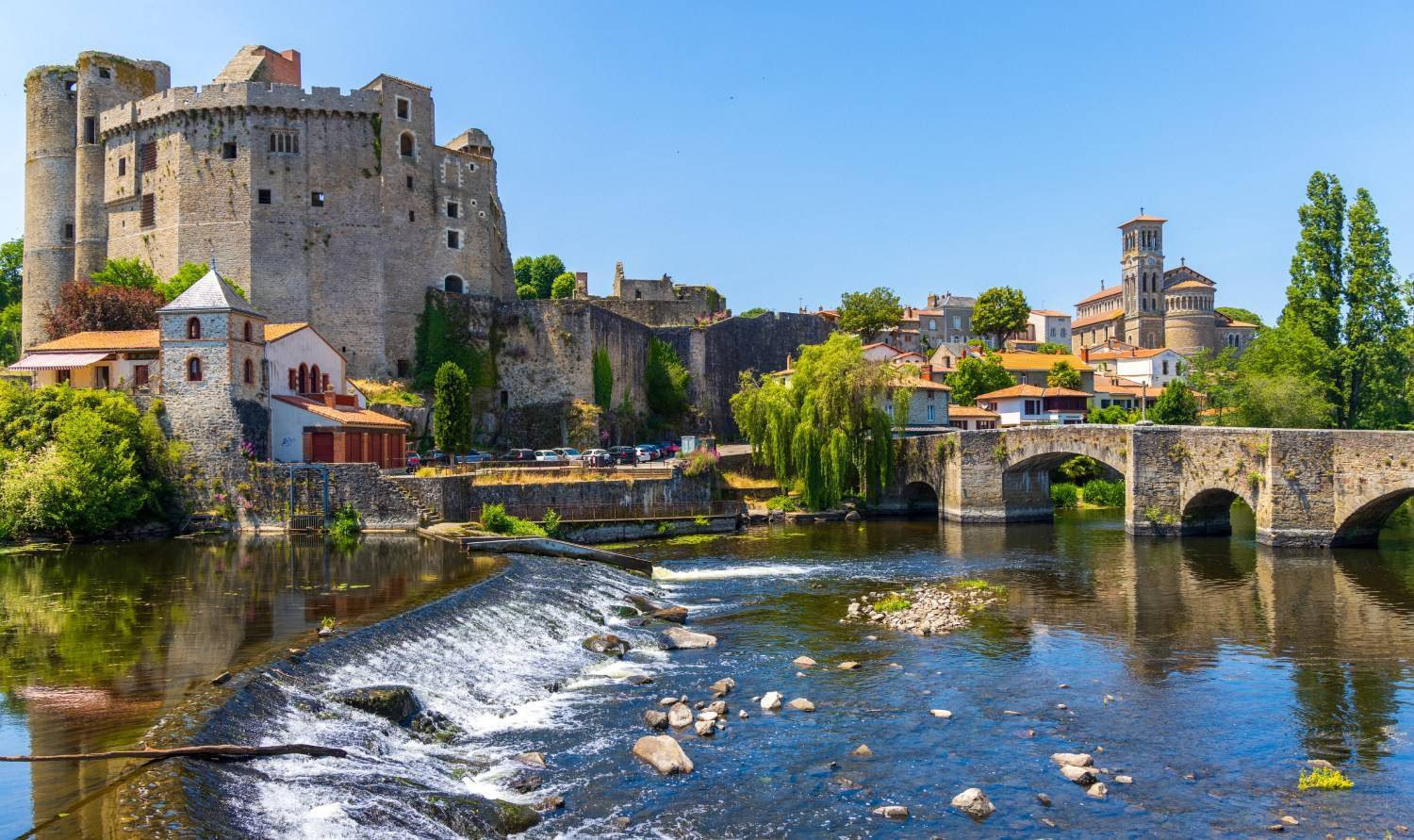 Hôtel avec vue sur le château de Clisson | Villa Saint-Antoine, Hôtel Spa près de Nantes Hôtel avec vue sur le château de Clisson | Villa Saint-Antoine, Hôtel Spa près de Nantes